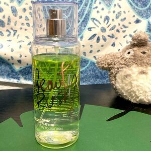 Victoria's Secret Beauty Rush Appletini Body Mist. 🍏